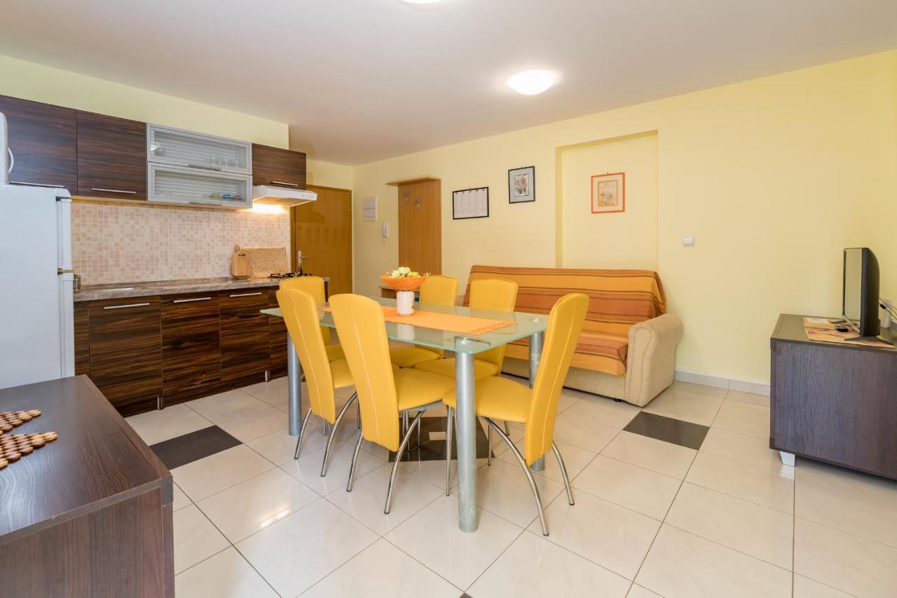 באסקה Apartments Ljubica Garden מראה חיצוני תמונה